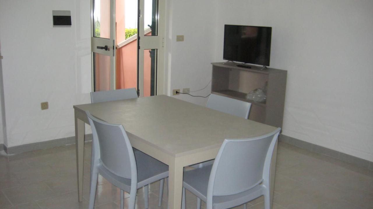 Hibiscus Apartment